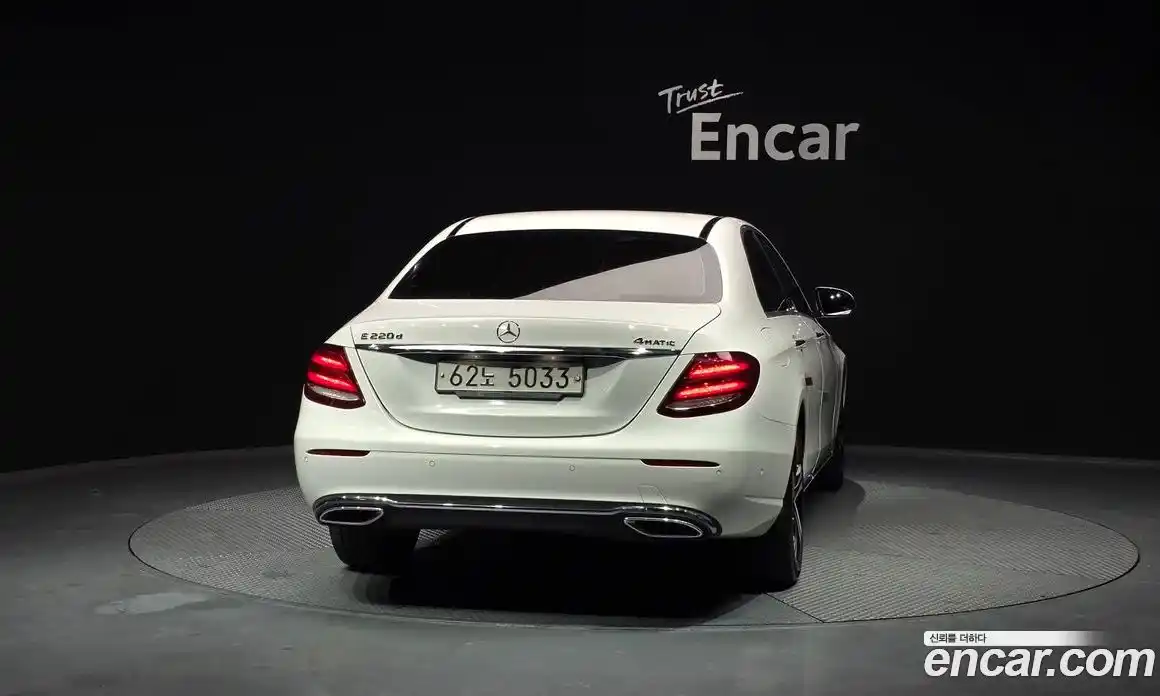 Mercedes-Benz E-Class 2017 1.9 гидро в Москве № 495765, фото 4