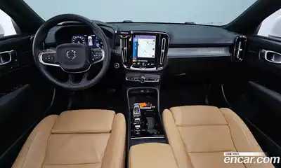 Volvo XC40 2021 2.0 гидро в Москве № 545077, миниатюра 7
