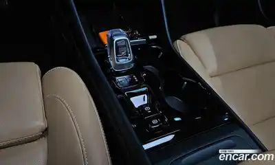 Volvo XC40 2021 2.0 гидро в Москве № 545077, миниатюра 9