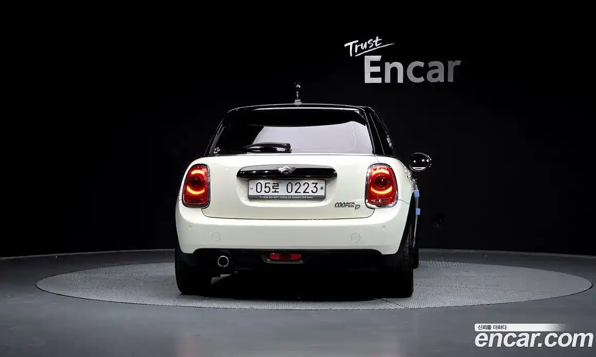 Mini Cooper 2016 1.5 гидро в Москве № 546541, фото 4