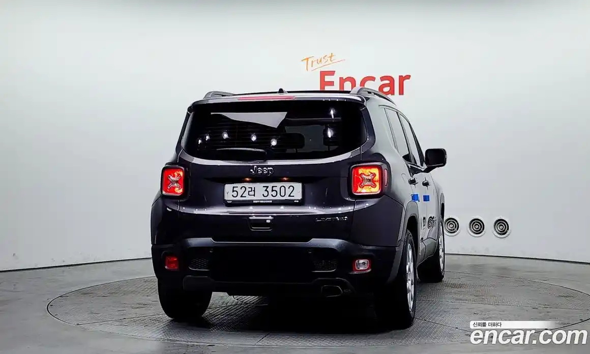 Jeep Renegade 2019 2.4 гидро в Москве № 609669, фото 4
