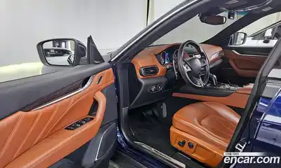 Maserati Levante 2019 3.0 гидро в Москве № 610708, миниатюра 10