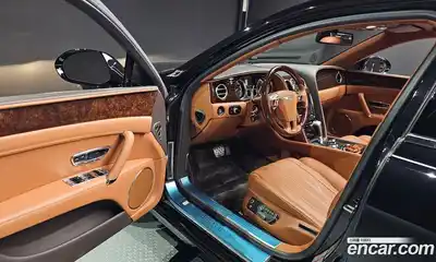 Bentley Flying Spur 2016 4.0 гидро в Москве № 611616, миниатюра 12