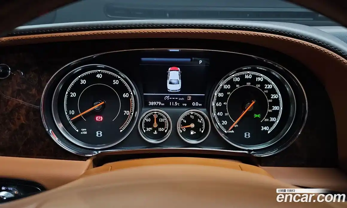 Bentley Flying Spur 2016 4.0 гидро в Москве № 611616, фото 8