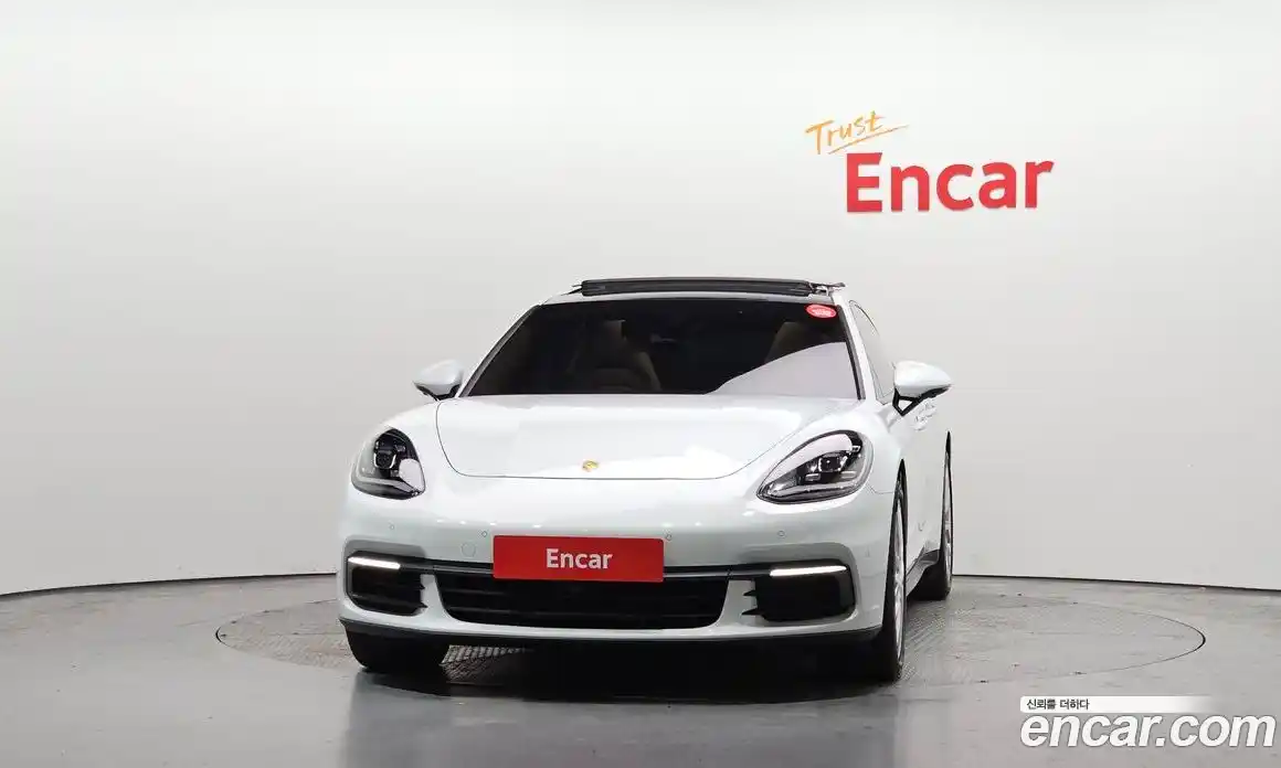 Porsche Panamera 2018 3.0 гидро в Москве № 626794, фото 3