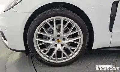 Porsche Panamera 2018 3.0 гидро в Москве № 626794, миниатюра 5