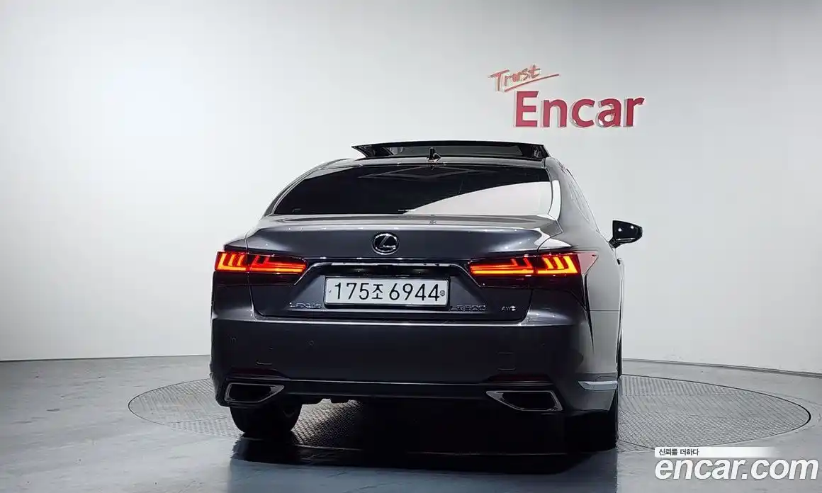 Lexus LS 2022 3.4 гидро в Москве № 628517, фото 3