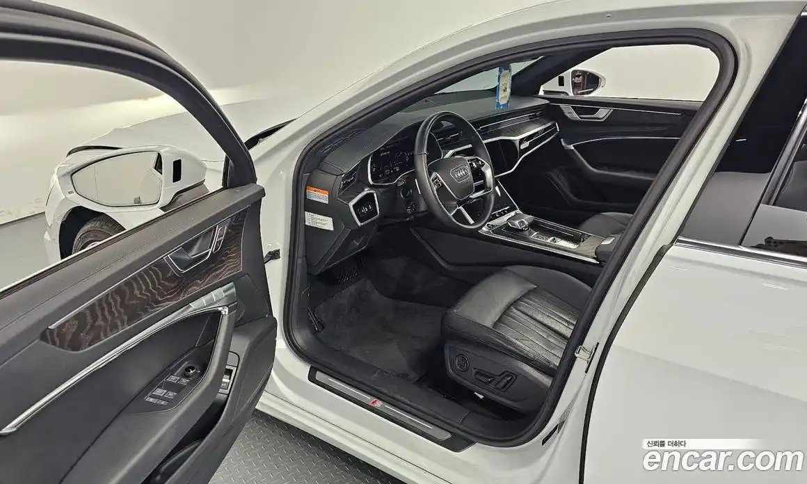 Audi A6 2023 2.0 гидро в Москве, фото 11