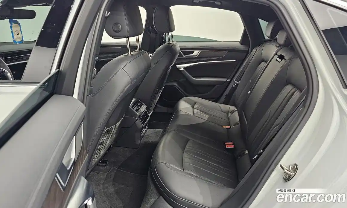 Audi A6 2023 2.0 гидро в Москве, фото 12