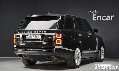 Land Rover Range-Rover 2021 3.0 гидро в Москве № 724558, миниатюра 2