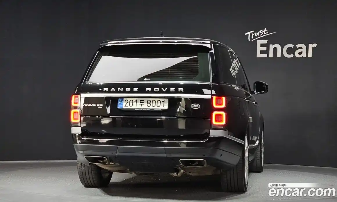 Land Rover Range-Rover 2021 3.0 гидро в Москве № 724558, фото 4