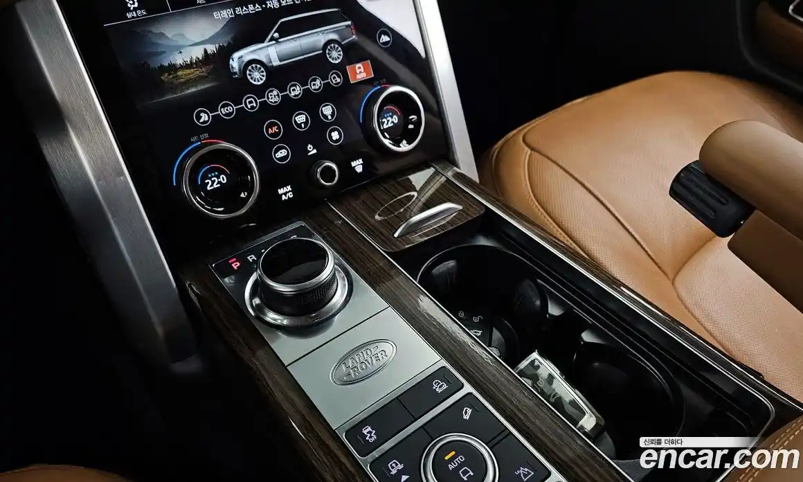 Land Rover Range-Rover 2021 3.0 гидро в Москве № 724558, фото 9