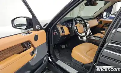 Land Rover Range-Rover 2021 3.0 гидро в Москве № 724558, миниатюра 10