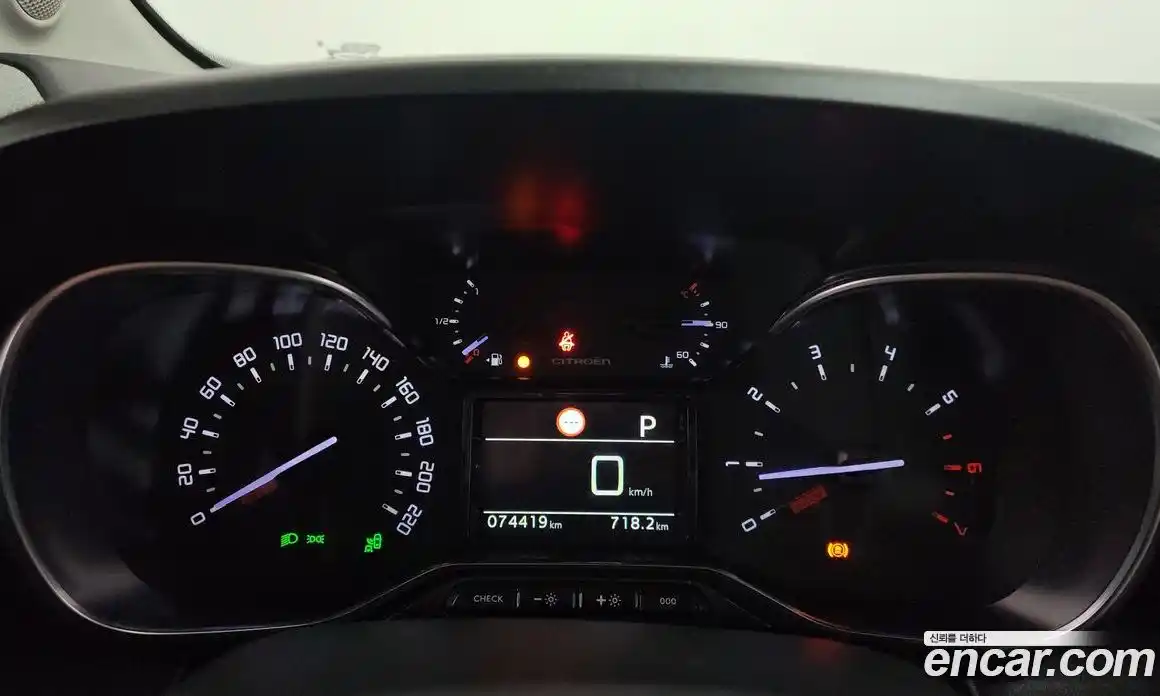 Citroen C3 Aircross 2019 1.5 гидро в Москве № 748083, фото 8