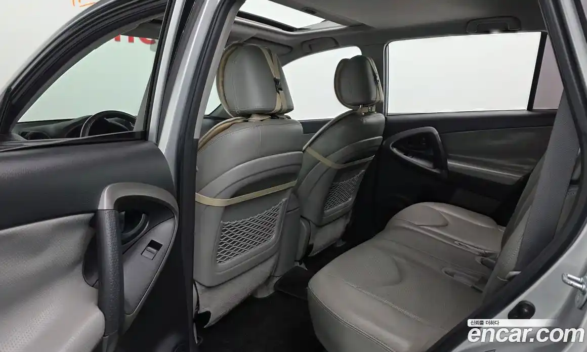 Toyota RAV4 2012 2.5 гидро в Москве № 750287, фото 11
