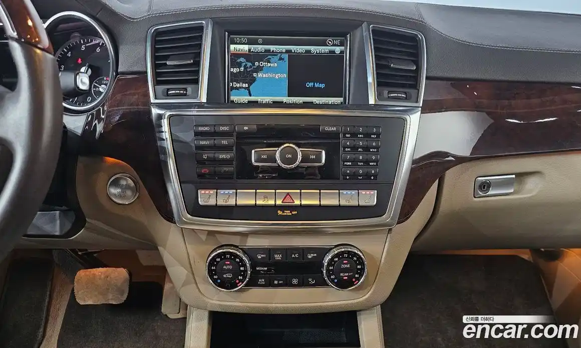 Mercedes-Benz GL-Class 2013 4.7 гидро в Москве, фото 16