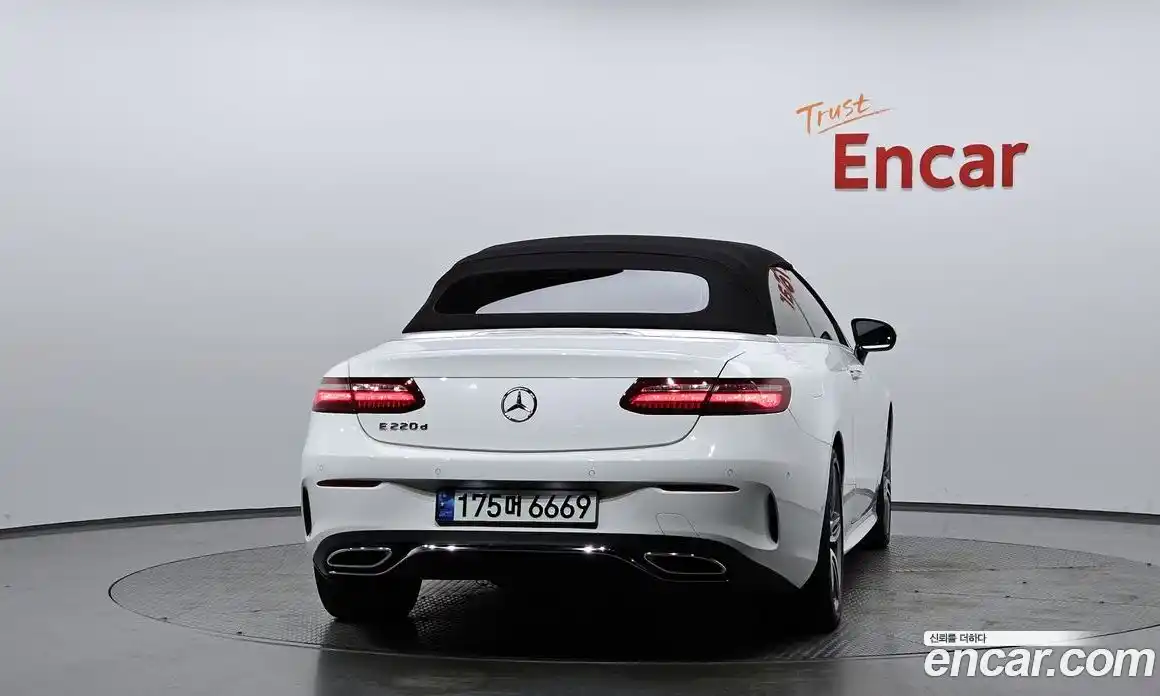 Mercedes-Benz E-Class 2018 1.9 гидро в Москве № 764465, фото 3