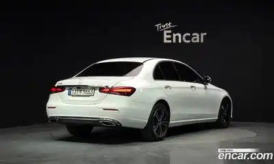 Mercedes-Benz E-Class 2021 2.0 гидро, миниатюра 2