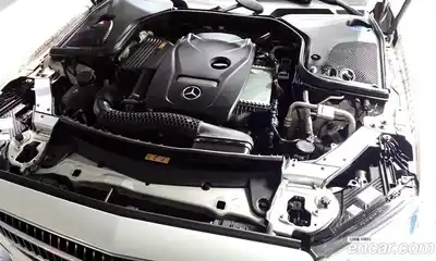 Mercedes-Benz E-Class 2021 2.0 гидро, миниатюра 6