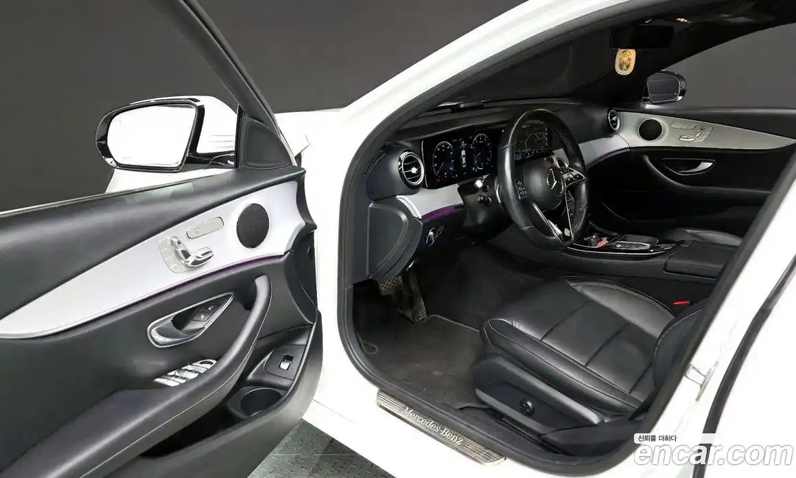 Mercedes-Benz E-Class 2021 2.0 гидро, фото 10