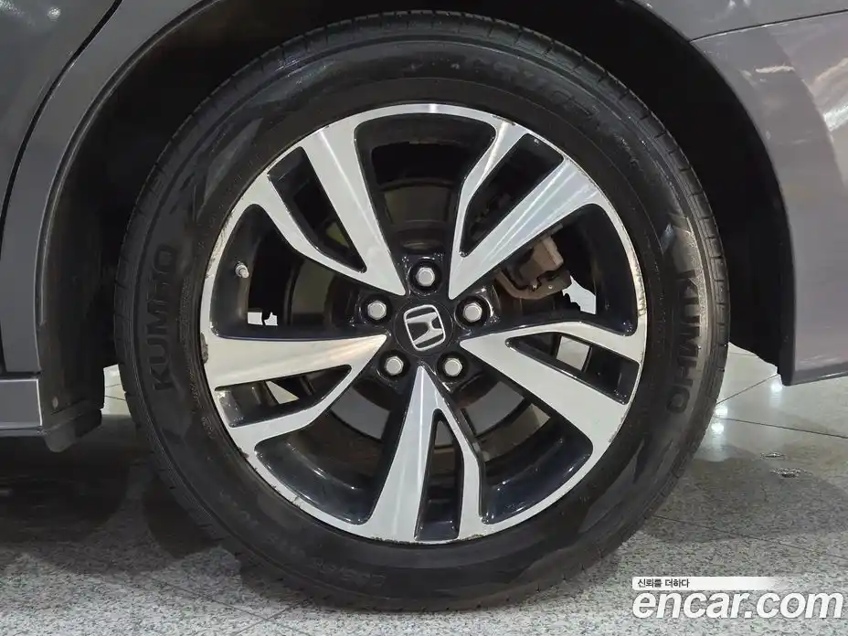 Honda Odyssey 2017 3.5 гидро в Москве № 767483, фото 20