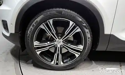 Volvo XC40 2021 2.0 гидро в Москве № 801935, миниатюра 5