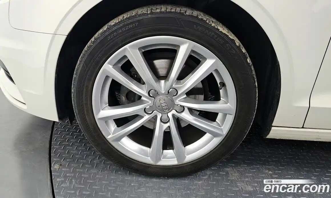 Audi A3 2014 2.0 гидро в Москве № 823380, фото 4