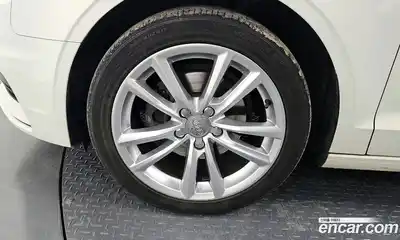 Audi A3 2014 2.0 гидро в Москве № 823380, миниатюра 4