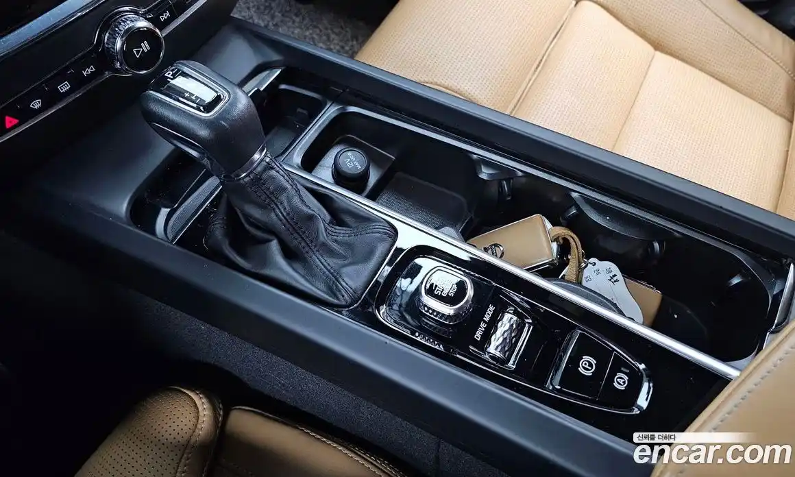 Volvo S60 2020 2.0 гидро в Москве № 824014, фото 9