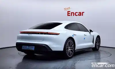 Porsche Taycan 2022 0.1 гидро в Москве № 824194, миниатюра 2