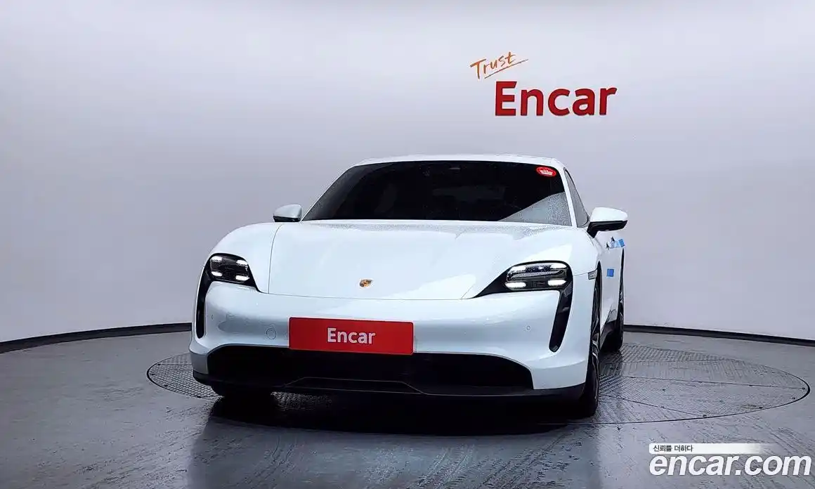 Porsche Taycan 2022 0.1 гидро в Москве № 824194, фото 3