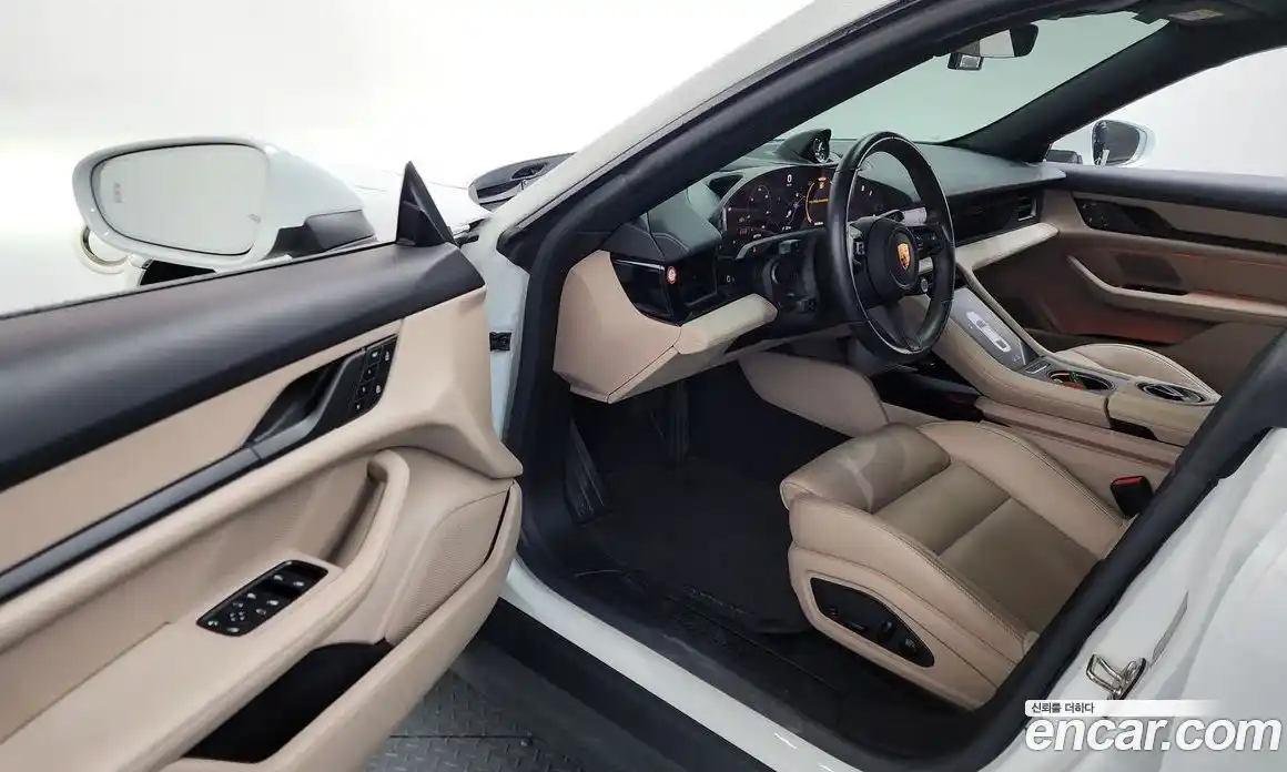 Porsche Taycan 2022 0.1 гидро в Москве № 824194, фото 10