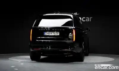 Land Rover Range-Rover 2024 4.4 гидро в Москве № 824665, миниатюра 4
