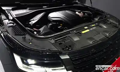 Land Rover Range-Rover 2024 4.4 гидро в Москве № 824665, миниатюра 6