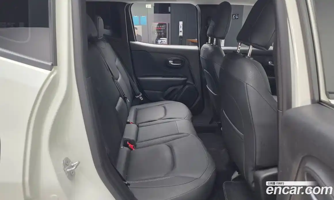 Jeep Renegade 2022 1.3 гидро в Москве № 826403, фото 12