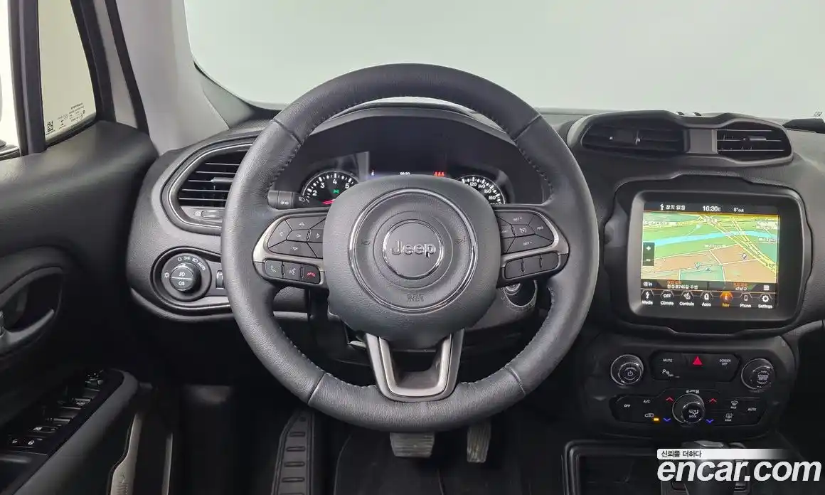 Jeep Renegade 2022 1.3 гидро в Москве № 826403, фото 13