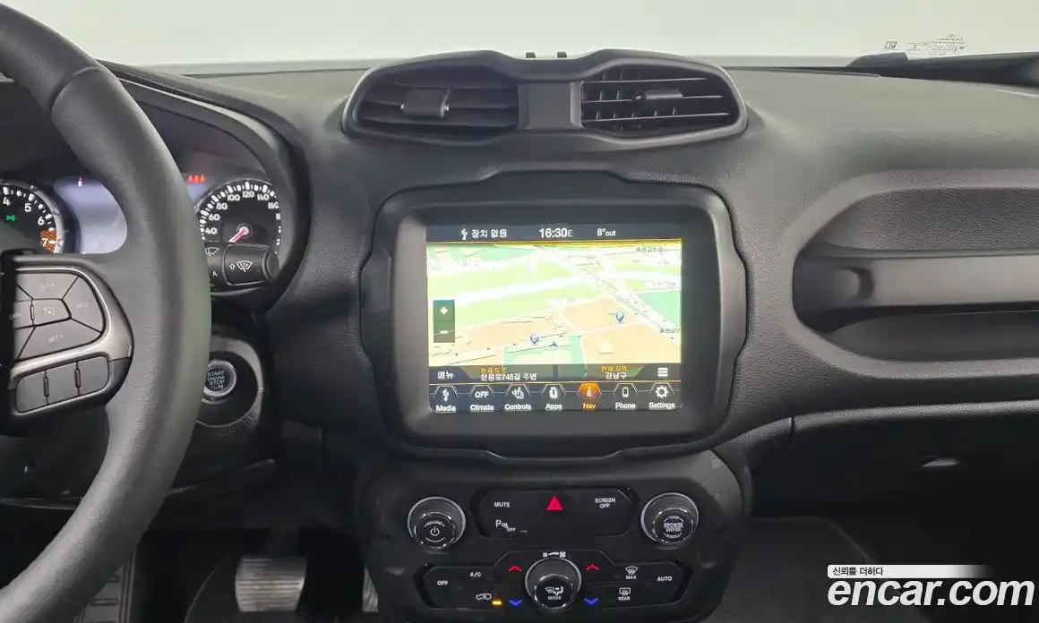 Jeep Renegade 2022 1.3 гидро в Москве № 826403, фото 14