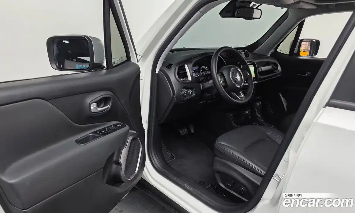 Jeep Renegade 2022 1.3 гидро в Москве № 826403, фото 10