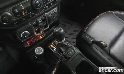 Jeep Wrangler 2023 2.0 гидро в Москве № 826406, миниатюра 9