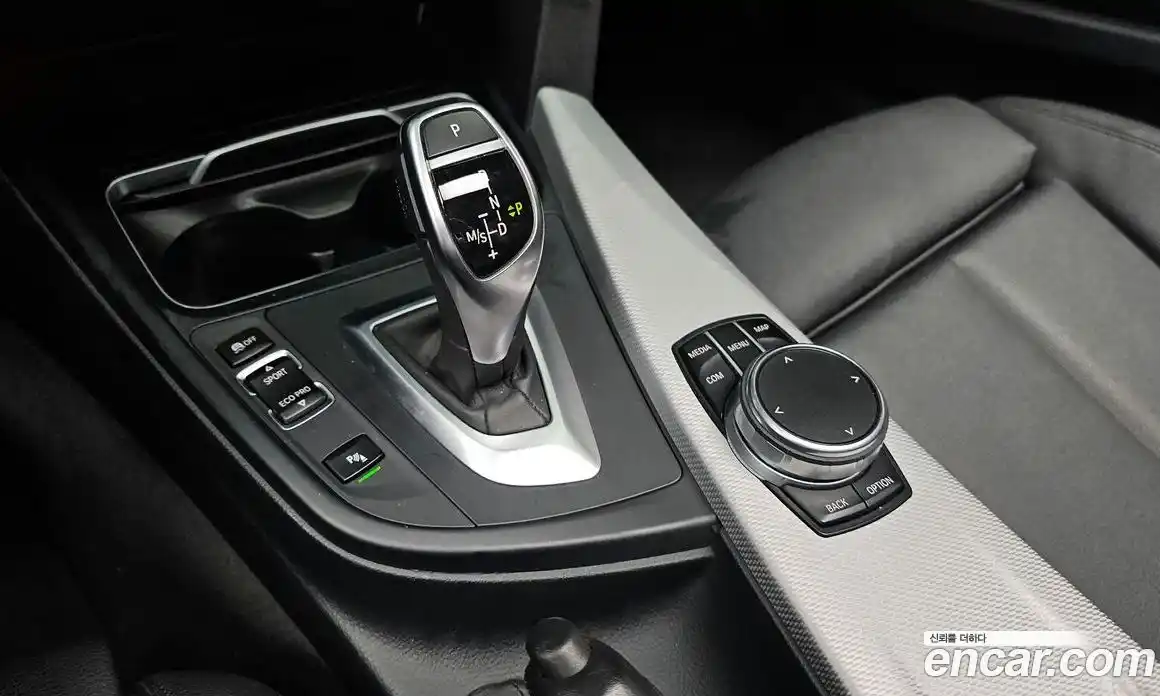 BMW 3-Series 2018 2.0 гидро в Москве № 858727, фото 9