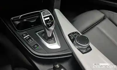 BMW 3-Series 2018 2.0 гидро в Москве № 858727, миниатюра 9
