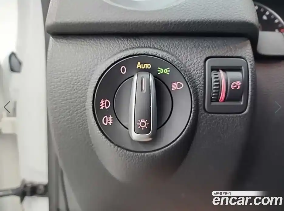 Volkswagen Tiguan 2015 2.0 гидро в Москве № 862707, фото 14