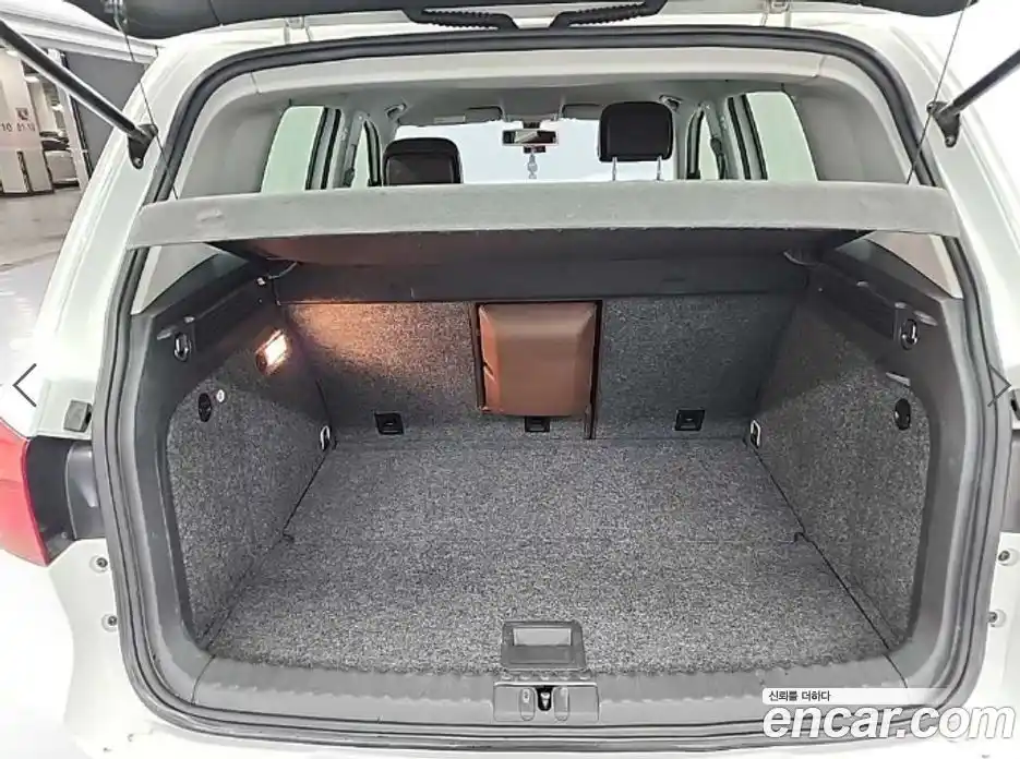 Volkswagen Tiguan 2015 2.0 гидро в Москве № 862707, фото 16