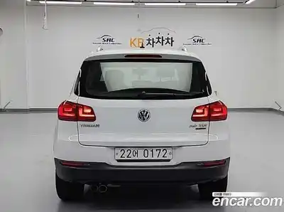 Volkswagen Tiguan 2015 2.0 гидро в Москве № 862707, миниатюра 3