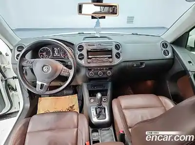 Volkswagen Tiguan 2015 2.0 гидро в Москве № 862707, миниатюра 7