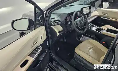 Toyota Sienna 2023 2.5 гидро в Москве № 862941, миниатюра 11