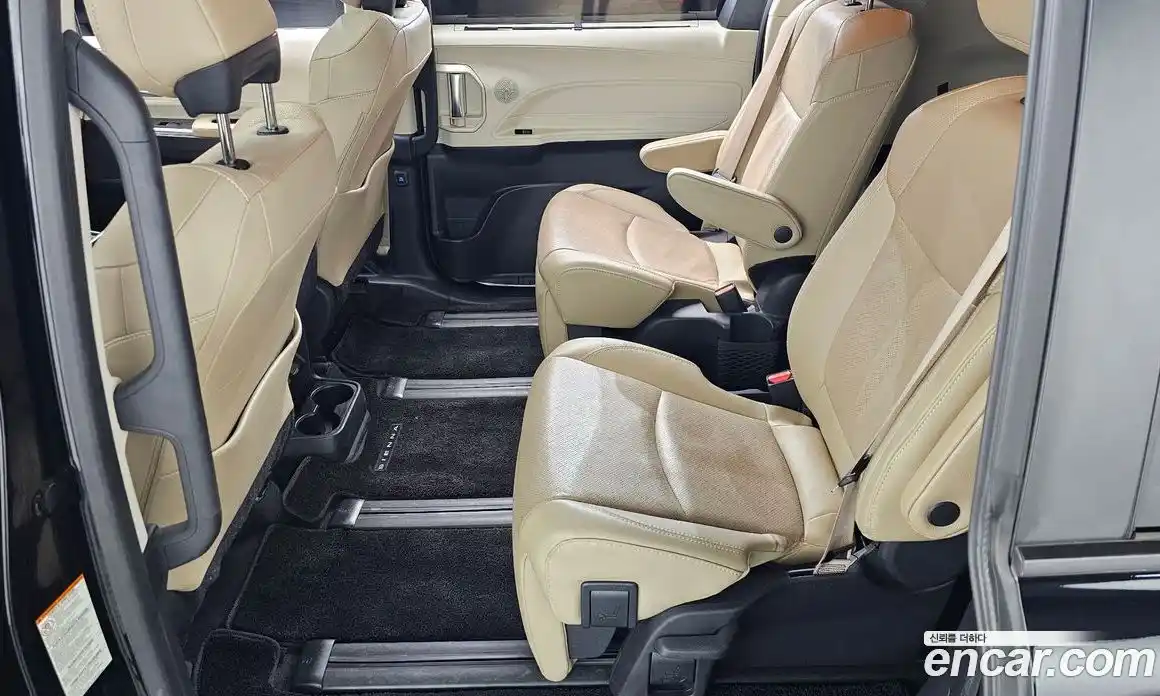 Toyota Sienna 2023 2.5 гидро в Москве № 862941, фото 12