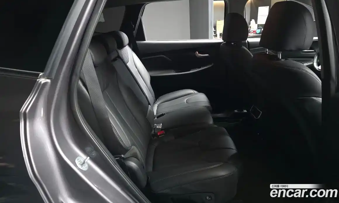 Hyundai Santa Fe 2021 2.5 Автомат в Москве № 926198, фото 12