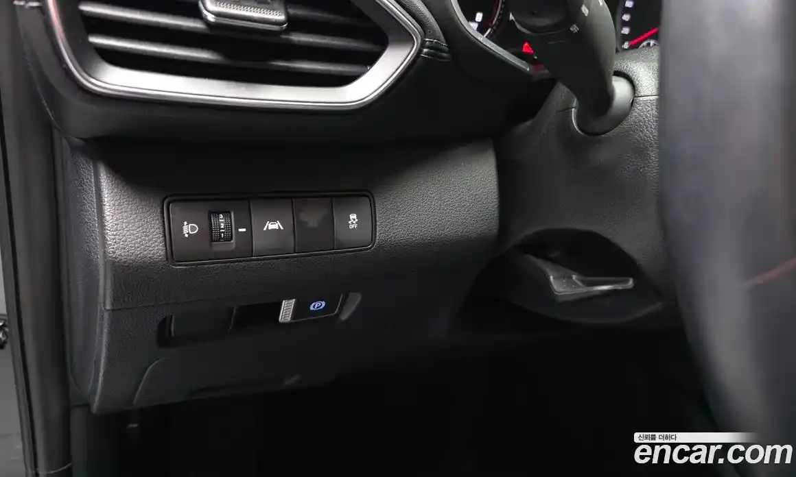 Hyundai Santa Fe 2021 2.5 Автомат в Москве № 926198, фото 16