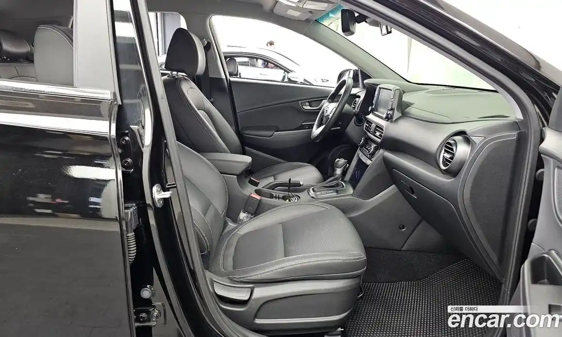 Hyundai Kona 2019 1.6 гидро в Москве № 927099, фото 11